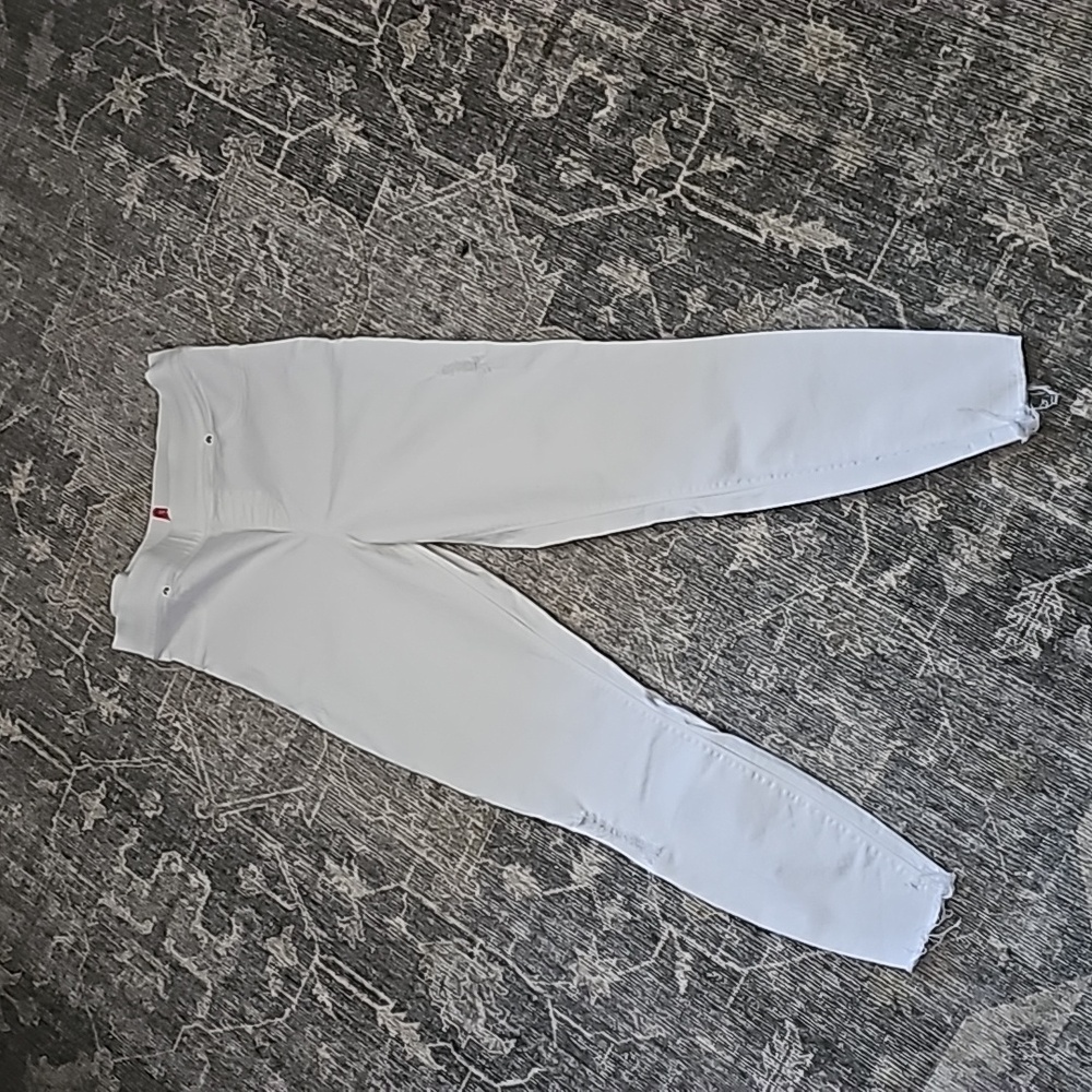 Spanx Women’s Distressed Raw Hem Pull On Skinny Jeans White Large